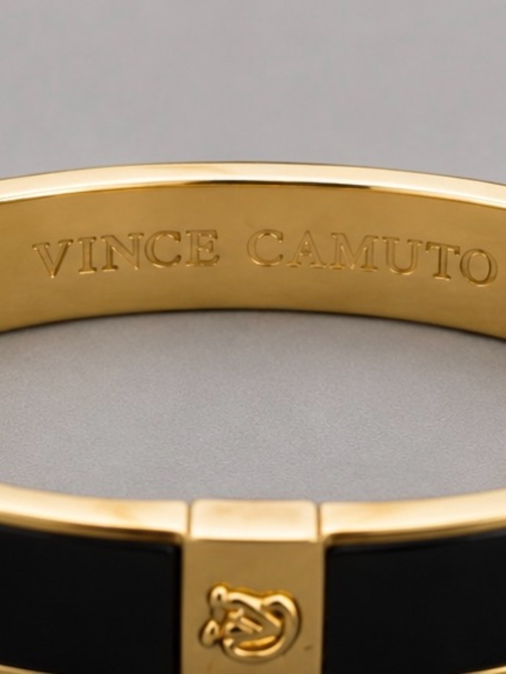 Vince Camuto Black Enamel Gold Tone Bangle Bracelet Chic Classic - Picture 3 of 5